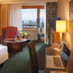 Отель Krumers Alpin Resort & Spa Представительский номер с различными типами кроватей