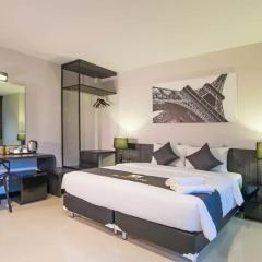 Отель The Rich Sotel 3* Номер Делюкс с различными типами кроватей фото 3