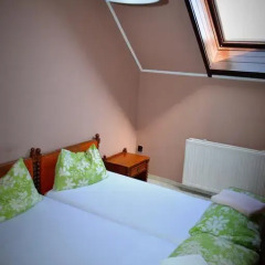Hotel Palota 3* Номер с общей ванной комнатой с различными типами кроватей (общая ванная комната) фото 3