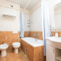 Hotel N 3* Улучшенные апартаменты с различными типами кроватей фото 19