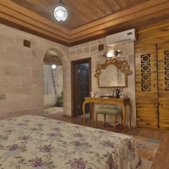 Elevres Stone House Hotel 4* Люкс повышенной комфортности с различными типами кроватей фото 12
