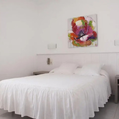 Отель Hostal La Florida Льянса комната для гостей фото 4