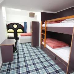 Отель Tartan Lodge комната для гостей