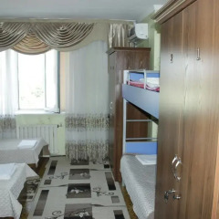 Hostel Inn Osh Стандартный номер с различными типами кроватей фото 3