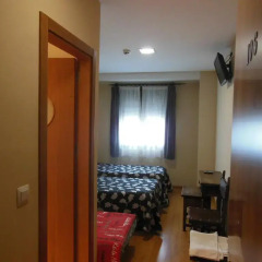 Отель Hostal La Perdiz интерьер отеля