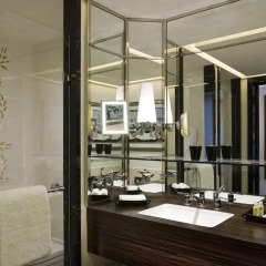 Prince de Galles, a Luxury Collection hotel, Paris 5* Номер категории Эконом с различными типами кроватей