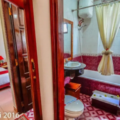 Отель Nhi Nhi 3* Улучшенный номер