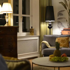 Отель Chestnut Suite - Luxury Home Downtown интерьер отеля фото 2