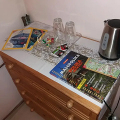 Отель Pokoje Goscinne Home Варшава в номере фото 3