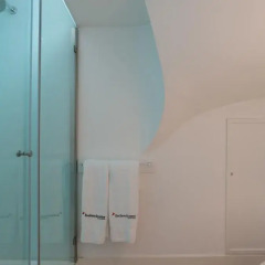 Отель Feels Like Home Chiado Prime Suites 3* Улучшенный номер с различными типами кроватей фото 7