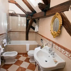 Отель Alchymist Prague Castle Suites 5* Номер Делюкс с различными типами кроватей фото 15
