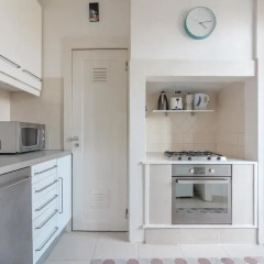 Отель Lemon House with Private Garden в номере