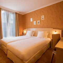 Отель Elysees Opera 3* Улучшенный номер с двуспальной кроватью фото 3