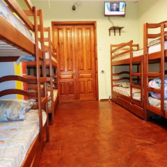 Гостиница YourHostel Kiev Украина, Киев - отзывы, цены и фото номеров - забронировать гостиницу YourHostel Kiev онлайн комната для гостей