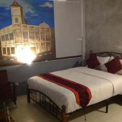 Beehive Phuket Old Town - Hostel Улучшенный номер разные типы кроватей