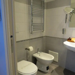 Отель La Grande Bellezza Guesthouse Rome 2* Стандартный номер с различными типами кроватей