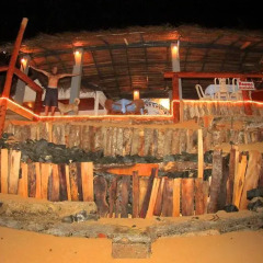 Отель Surfing Beach Guest House Хиккадува развлечения