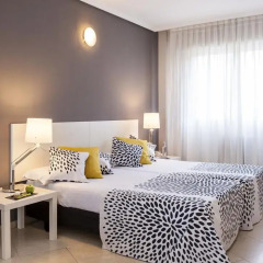 Отель Apartamentos Sercotel Togumar Студия с различными типами кроватей фото 3