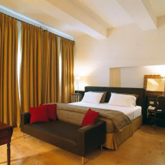 Отель Relais Santa Croce 5* Номер Делюкс с различными типами кроватей фото 3