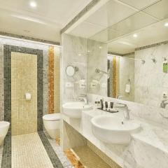 Отель Savoy 5* Улучшенный номер с двуспальной кроватью фото 2