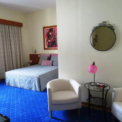 Hotel Dom Jorge de Lencastre 3* Стандартный семейный номер разные типы кроватей фото 3
