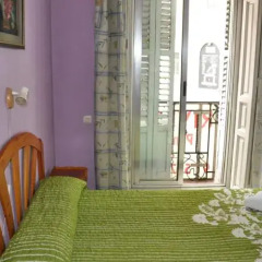 Отель Hostal Rivera Испания, Мадрид - отзывы, цены и фото номеров - забронировать отель Hostal Rivera онлайн комната для гостей фото 2