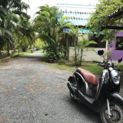 Отель Coconut Bungalow парковка