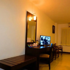 J.A.Villa Pattaya Hotel 4* Улучшенный номер с различными типами кроватей фото 17