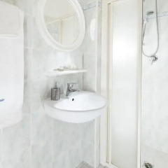 Hotel Bellerofonte Римини ванная фото 3