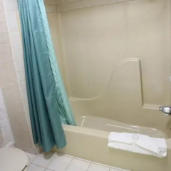 Magnuson Hotel Howell/Brighton 2* Стандартный номер с различными типами кроватей фото 9