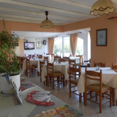 Отель Parthenis Riviera Hotel Греция, Вула - 1 отзыв об отеле, цены и фото номеров - забронировать отель Parthenis Riviera Hotel онлайн питание фото 2