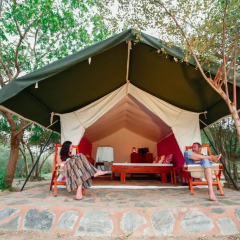 Отель The Naturalist Luxury Tents фото 7