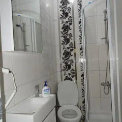 Отель Tulip Guesthouse 2* Стандартный номер с двуспальной кроватью (общая ванная комната) фото 6