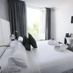Отель Petit Palace Santa Bárbara 4* Улучшенный номер с различными типами кроватей фото 2