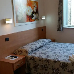 Отель Friendship Place 3* Стандартный номер с двуспальной кроватью фото 23