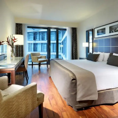 Отель Eurostars Berlin 5* Стандартный номер с двуспальной кроватью фото 9