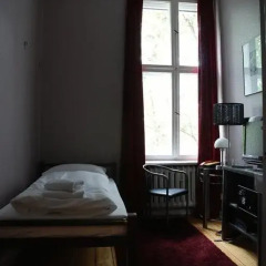 Отель ArtHotel Connection Стандартный номер с различными типами кроватей (общая ванная комната) фото 4