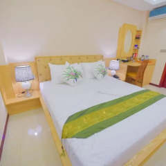 Отель Hathaa Beach Maldives 3* Номер Делюкс с различными типами кроватей фото 16