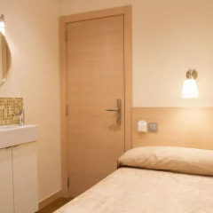 Отель Hostal Excellence Барселона ванная