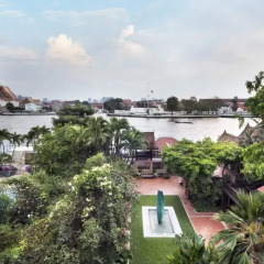 Отель Chakrabongse Villas Бангкок приотельная территория