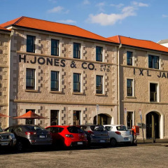 Отель Henry Jones Art Boutique Тасмания парковка