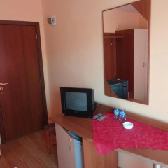 Отель Guest House Lazur Болгария, Аврен - отзывы, цены и фото номеров - забронировать отель Guest House Lazur онлайн удобства в номере фото 2