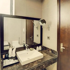Muong Thanh Hanoi Centre Hotel 3* Номер Делюкс с различными типами кроватей фото 2