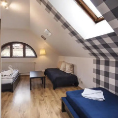 Happy 7 Hostel & Apartments комната для гостей фото 4
