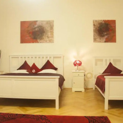 Отель Cherry Charm Apartment Чехия, Прага - отзывы, цены и фото номеров - забронировать отель Cherry Charm Apartment онлайн комната для гостей