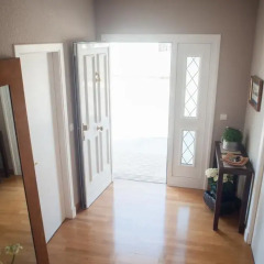 Отель Lolain House комната для гостей фото 5