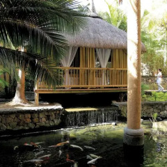 Отель Victoria Beachcomber Resort & Spa