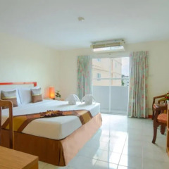 Eastiny Bella Vista Hotel & Residence Паттайя комната для гостей фото 4