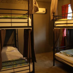 Mr.Comma Guesthouse - Hostel Кровать в общем номере с двухъярусной кроватью фото 20
