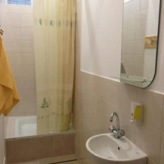 Гостиница Hostel Smile-Dnepr Украина, Днепр - отзывы, цены и фото номеров - забронировать гостиницу Hostel Smile-Dnepr онлайн ванная фото 2
